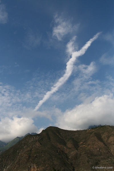清早出门，云淡风轻